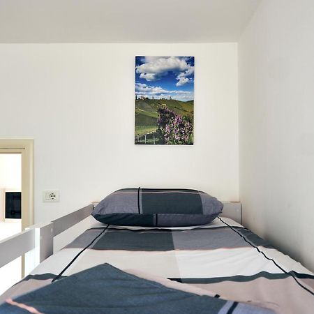 Central Beach Apartment Sarande Luaran gambar