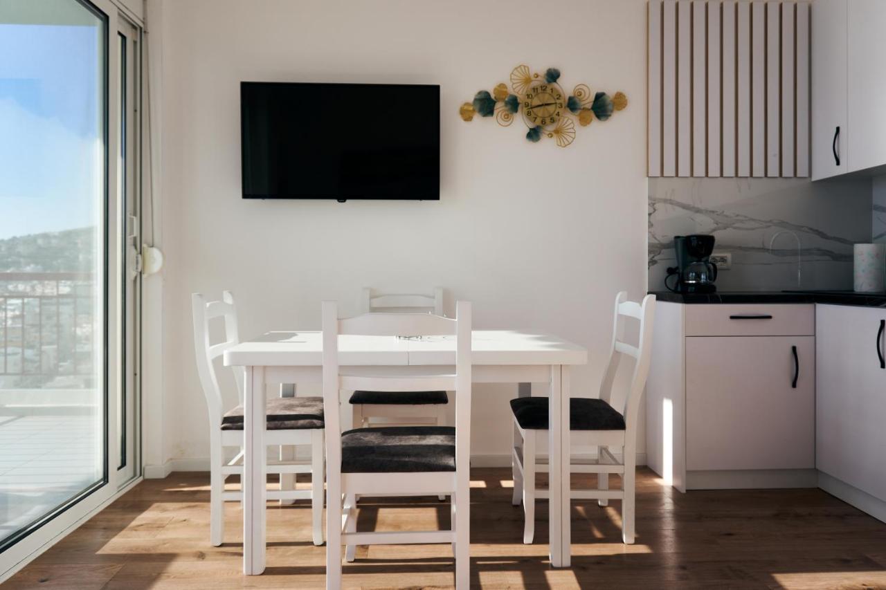 Central Beach Apartment Sarande Luaran gambar