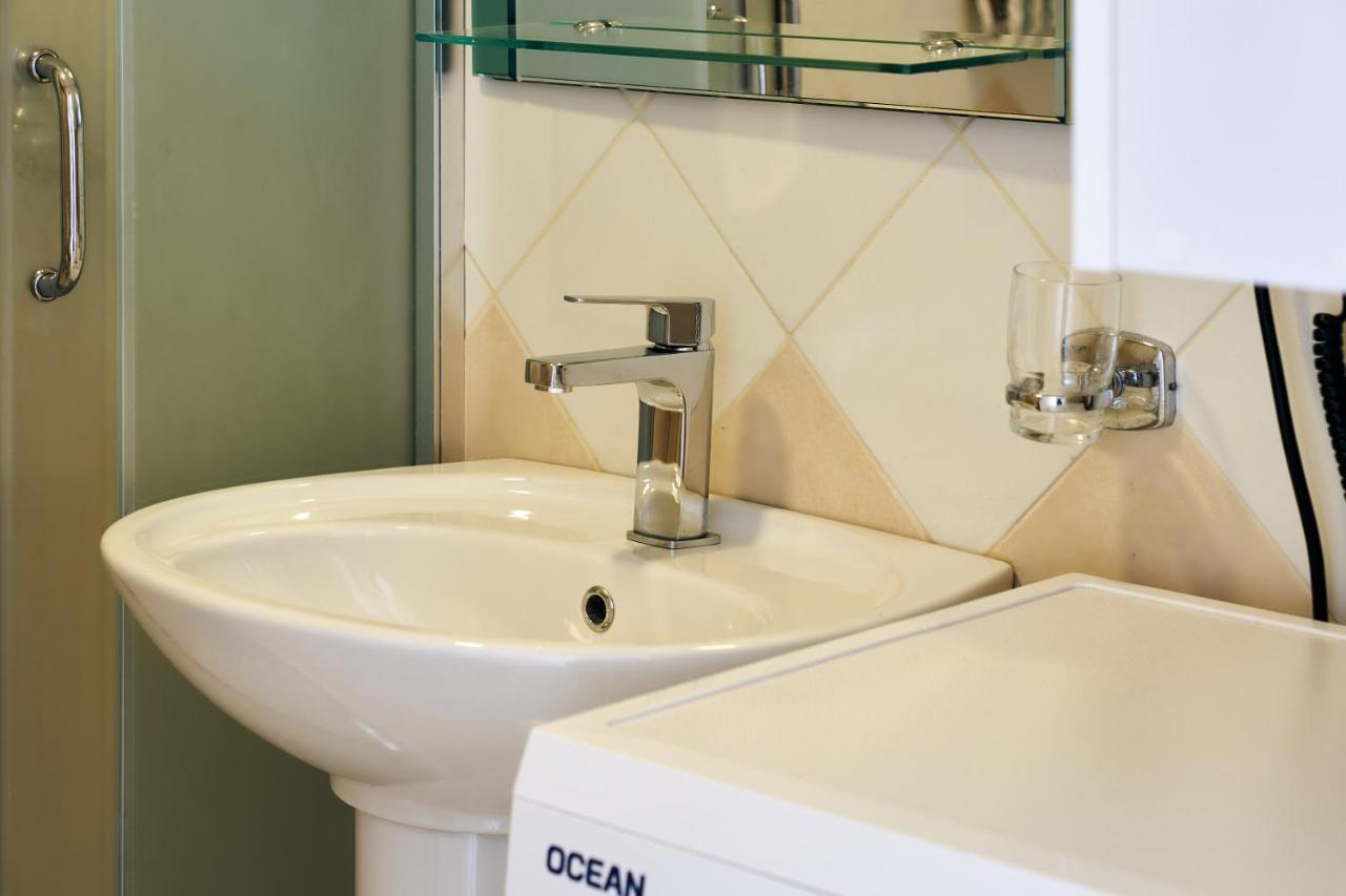 Central Beach Apartment Sarande Luaran gambar